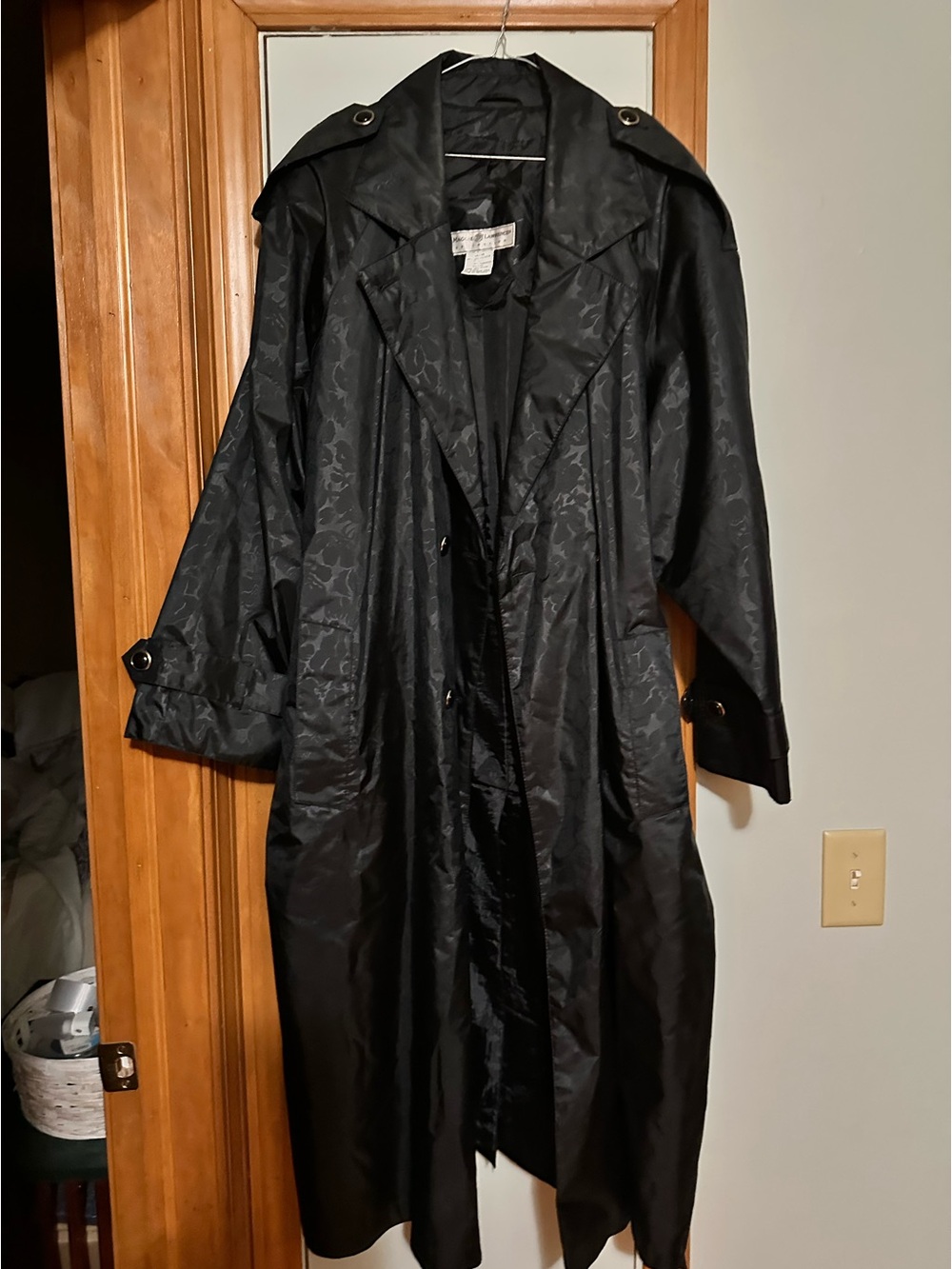 Maggie Lawrence Collection Trench Coat Black Buttons Pockets Lined
